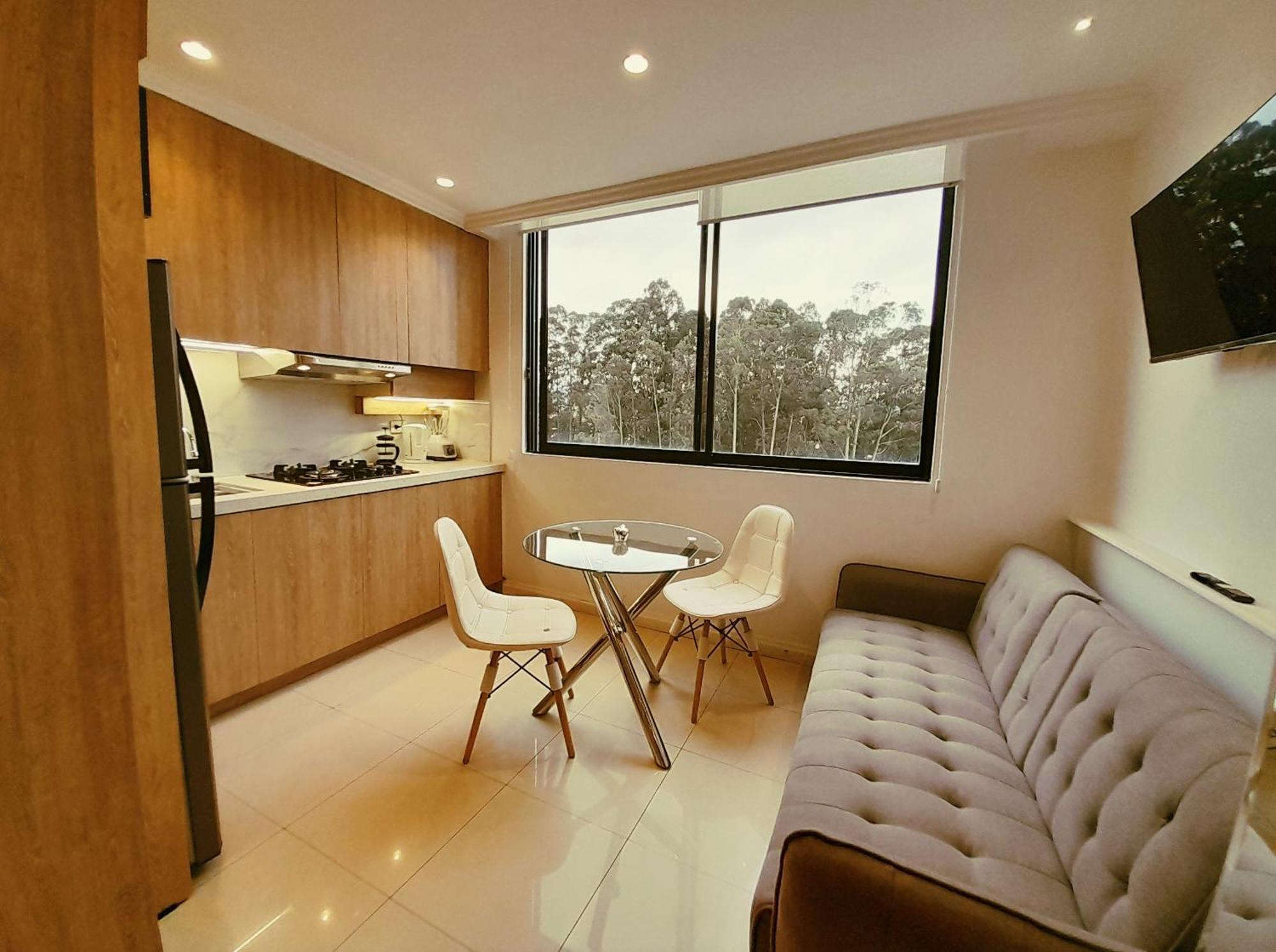Elegante Suite Privada En Cuenca - Parqueo Incluido Eksteriør billede